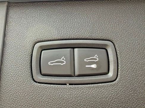 Used 2021 Porsche Cayenne S AWD/4WD image 38