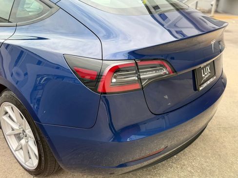 Used 2021 Tesla Model 3 Standard Range Plus RWD image 12