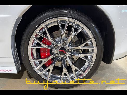 Used 2013 Chevrolet Corvette Grand Sport w/ 2LT Preferred Equipment Group image 14