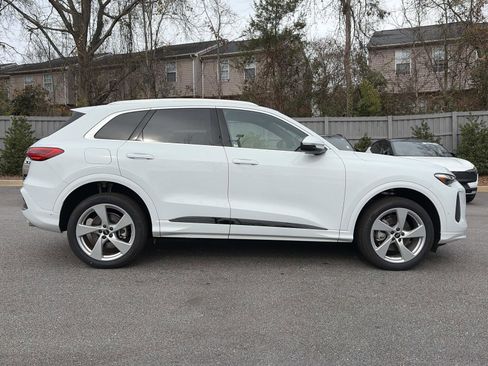 New 2025 Audi Q5 Premium Plus image 8