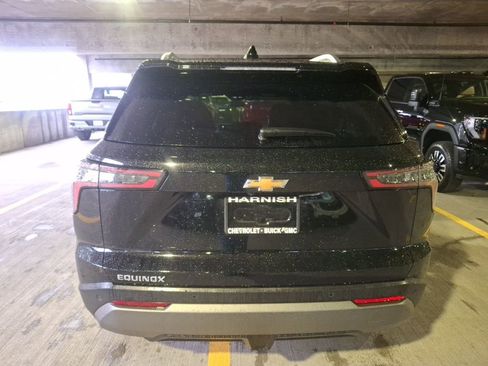 Used 2025 Chevrolet Equinox LT image 7