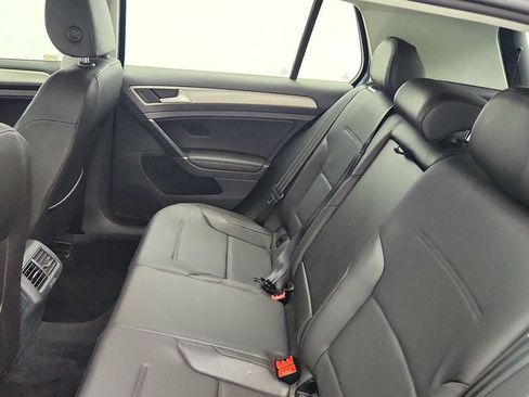 Used 2015 Volkswagen Golf TDI S FWD image 20