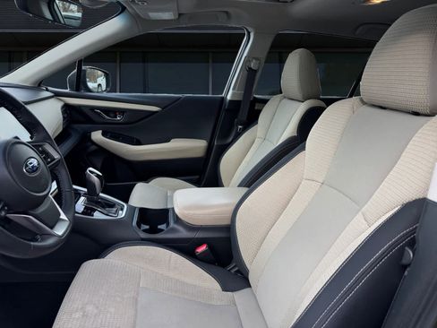 Used 2020 Subaru Outback Premium image 2