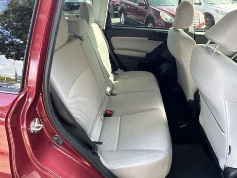 Used 2018 Subaru Forester 2.5i Premium AWD/4WD image 19
