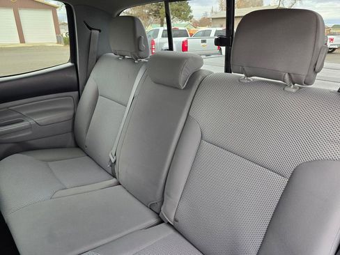 Used 2015 Toyota Tacoma TRD Pro image 19