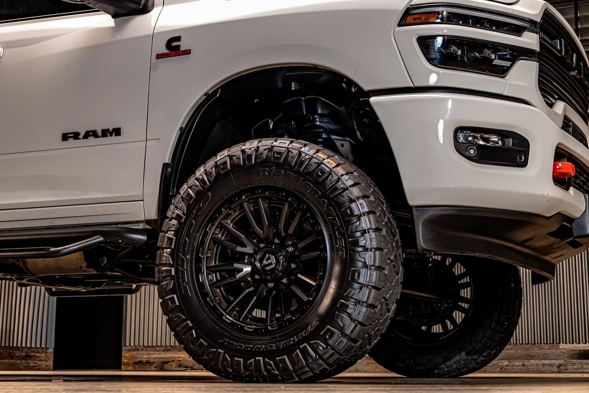 Used 2025 RAM 2500 Laramie w/ Night Edition AWD/4WD image 16