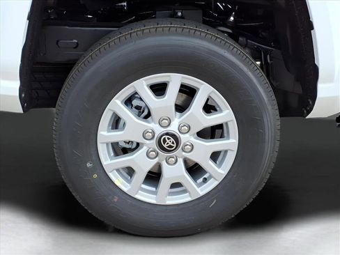 New 2025 Toyota Tacoma SR5 image 7