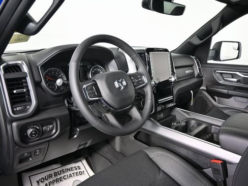 New 2026 RAM 1500 4x4 Crew Cab image 22