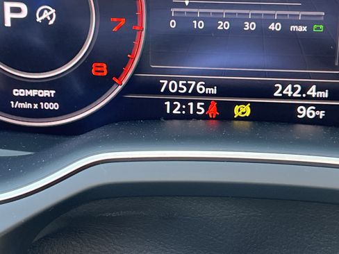 Used 2018 Audi Q7 3.0T Prestige w/ Prestige Package AWD/4WD image 22