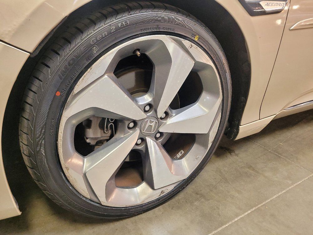 Used 2019 Honda Accord Touring image 31