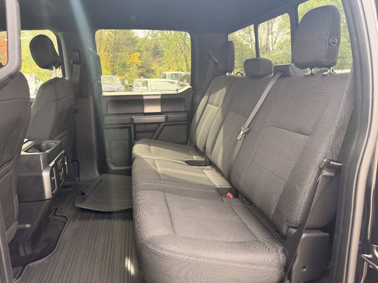 Used 2016 Ford F150 XLT w/ Equipment Group 302A Luxury AWD/4WD image 11