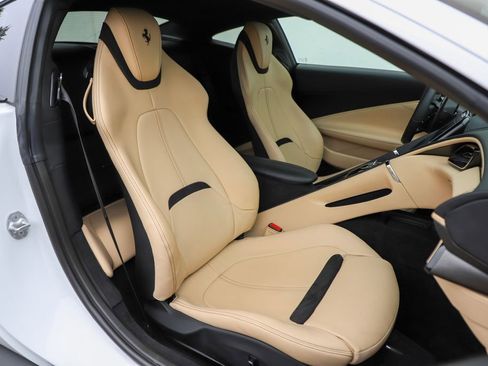 Certified 2023 Ferrari Roma image 22