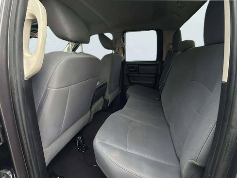 Used 2016 RAM 1500 Express w/ Popular Equipment Group AWD/4WD image 18