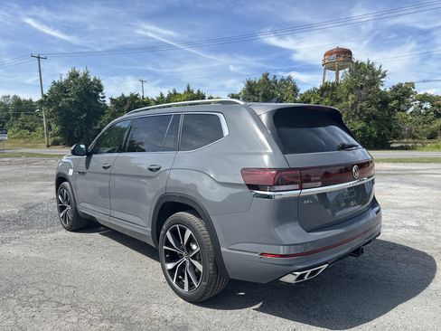 New 2026 Volkswagen Atlas SEL Premium R-Line image 8