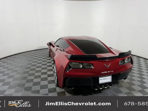 Used 2015 Chevrolet Corvette Z06 w/ 2LZ Preferred Equipment Group image 8