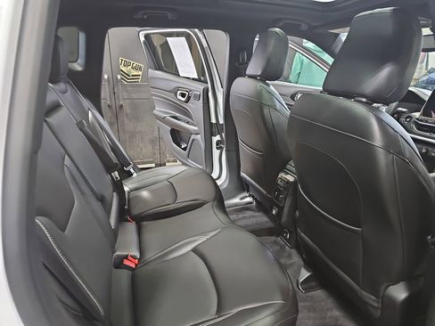 Used 2022 Jeep Compass High Altitude image 11