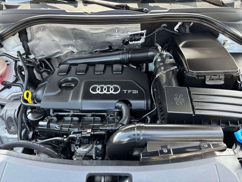 Used 2018 Audi Q3 2.0T Premium Plus w/ Premium Plus Package AWD/4WD image 8