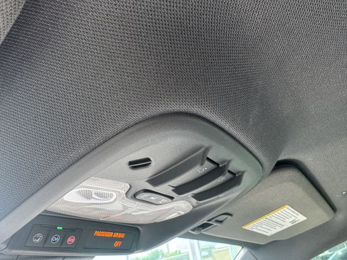 Used 2025 GMC Canyon AT4 w/ AT4X Package image 18