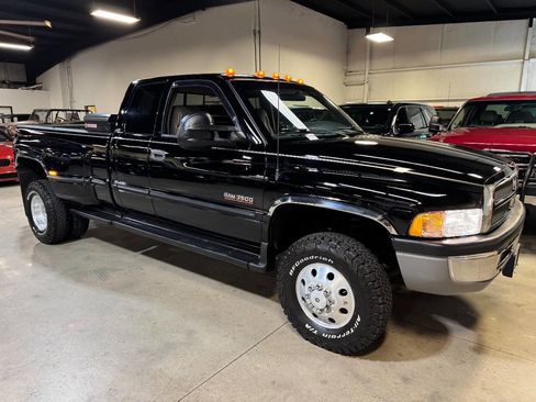 Used 1998 Dodge Ram 3500 Truck 4x4 Quad Cab image 1