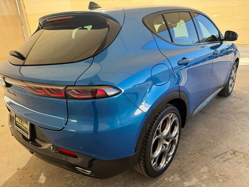 New 2024 Alfa Romeo Tonale Veloce image 4