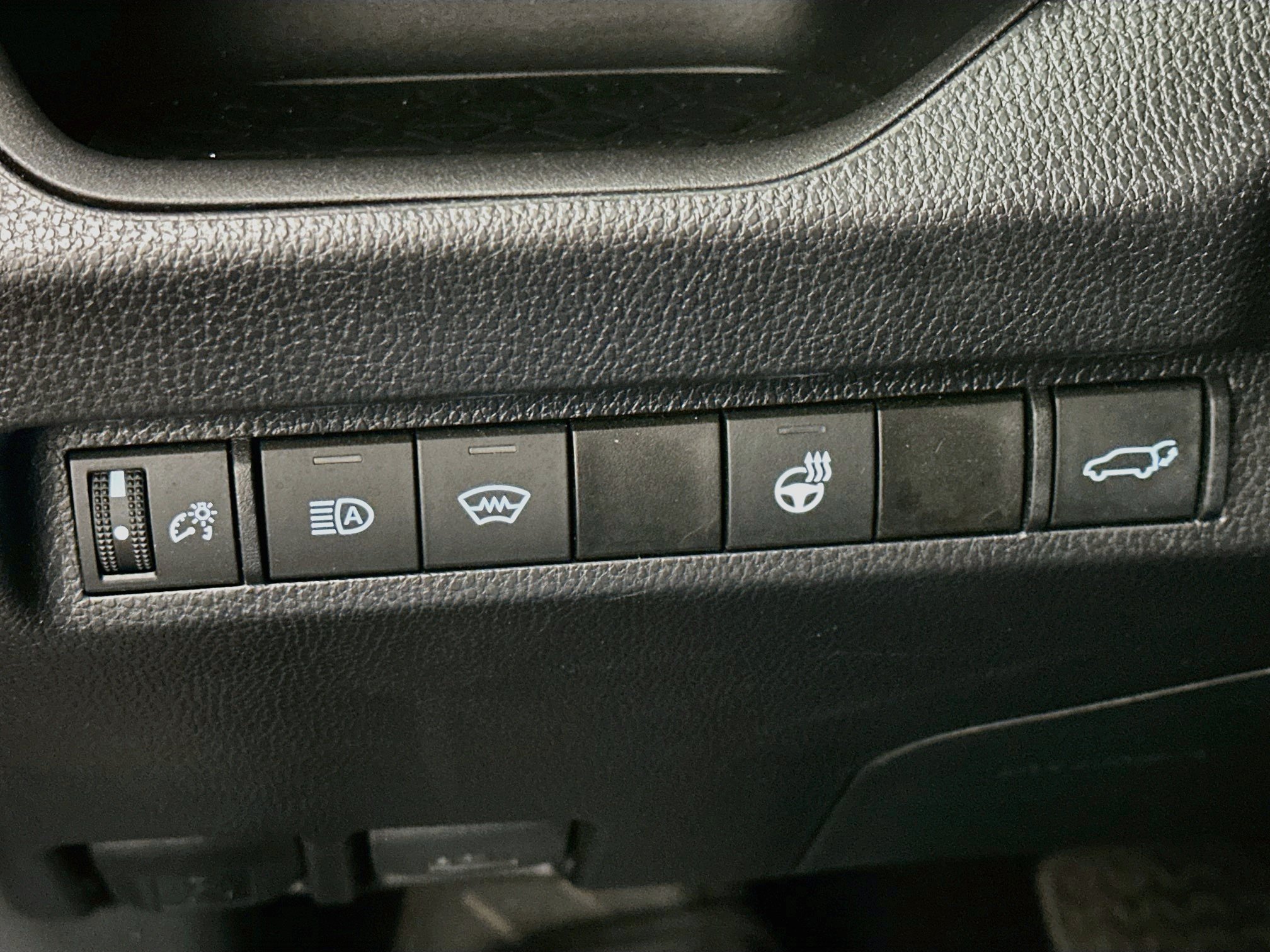 Used 2024 Toyota RAV4 XLE Premium w/ Weather Package AWD/4WD image 17