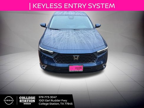 Used 2024 Honda Accord Touring image 6