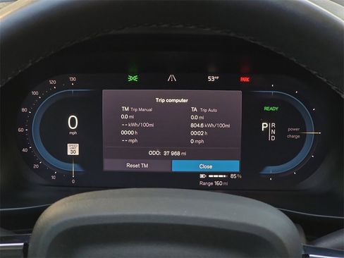 Used 2022 Volvo C40 P8 Recharge Ultimate image 19