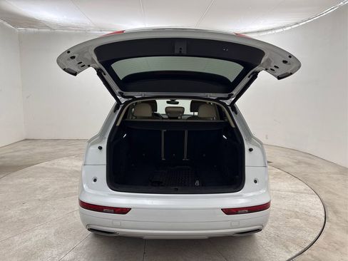 Used 2019 Audi Q5 2.0T Premium w/ Convenience Package image 23