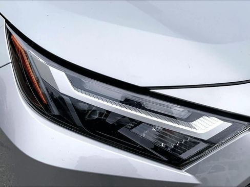 Certified 2023 Toyota RAV4 XLE Premium image 27