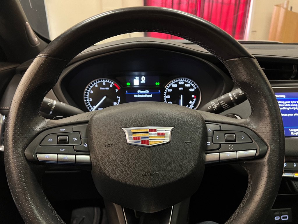 Used 2023 Cadillac XT4 Sport w/ Driver Assist Package AWD/4WD image 18
