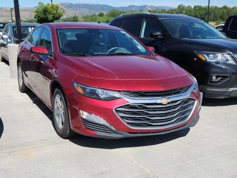 Used 2023 Chevrolet Malibu LT FWD image 1