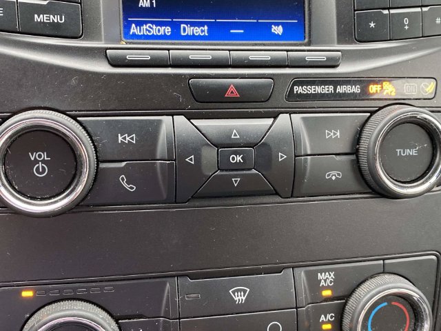 Used 2018 Ford Explorer XLT FWD image 16