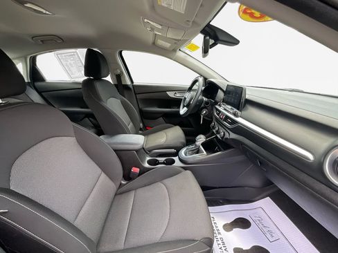Used 2023 Kia Forte LXS FWD image 26
