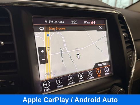 Used 2018 Jeep Grand Cherokee Overland image 31