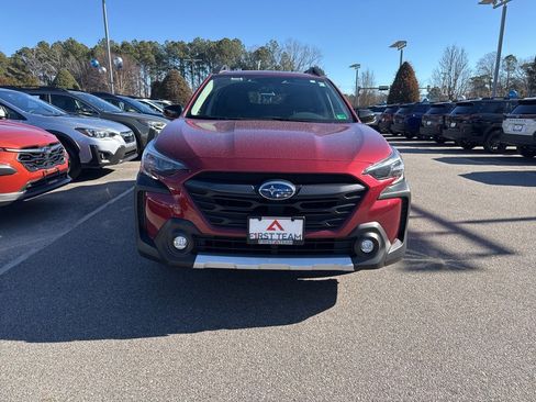 Used 2025 Subaru Outback Limited image 6