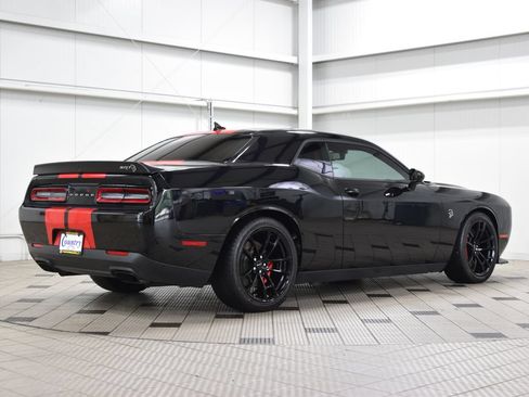 Used 2023 Dodge Challenger SRT Hellcat w/ Driver Convenience Group RWD image 8