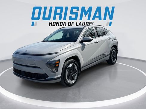 Used 2025 Hyundai Kona SEL image 4