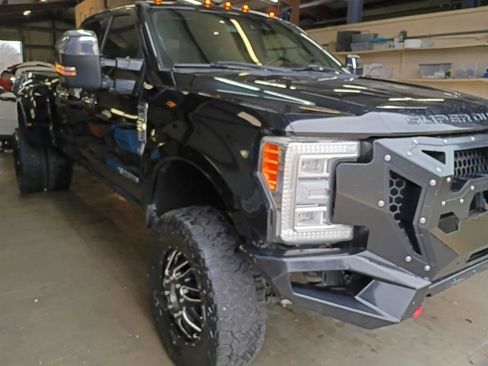 Used 2018 Ford F350 Platinum w/ Platinum Ultimate Package image 1