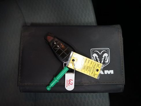 Used 2018 RAM 1500 Classic SLT image 47