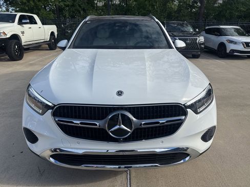 Certified 2026 Mercedes-Benz GLC 300 image 2