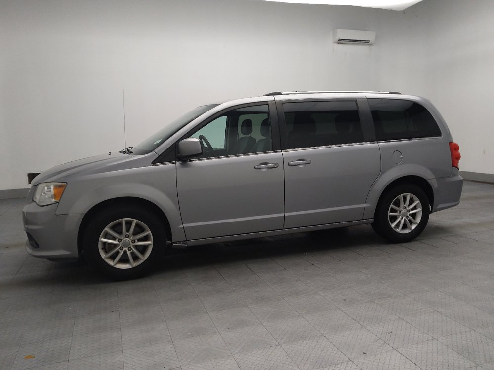 Used 2019 Dodge Grand Caravan SXT FWD image 2
