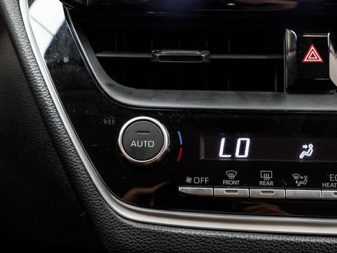 Used 2024 Toyota Corolla LE FWD image 27