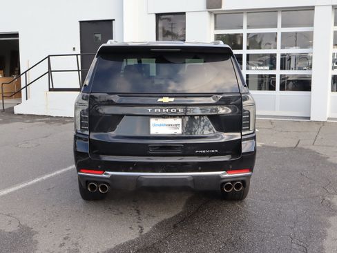 Used 2025 Chevrolet Tahoe Premier AWD/4WD image 9