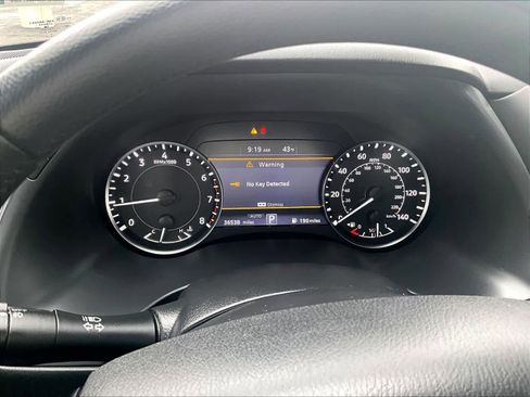 Used 2022 Nissan Armada SL w/ Midnight Edition Package image 25