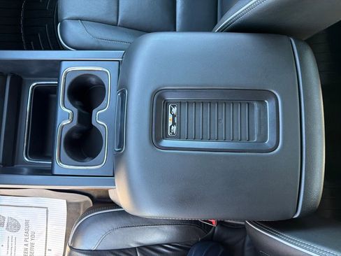 Used 2017 Chevrolet Silverado 1500 High Country image 25