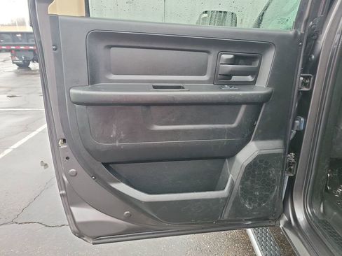 Used 2020 RAM 5500 Tradesman w/ Chrome Appearance Group image 31