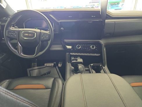 Used 2023 GMC Sierra 1500 AT4 w/ AT4 Premium Package image 11