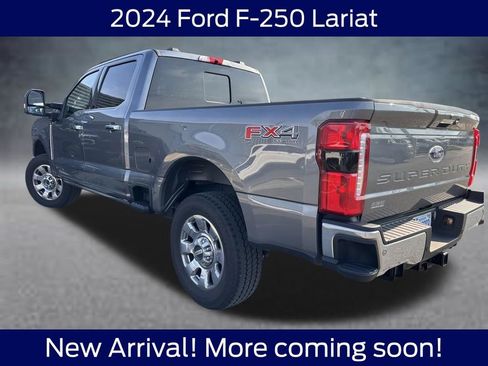 Used 2024 Ford F250 Lariat w/ Lariat Ultimate Package image 3
