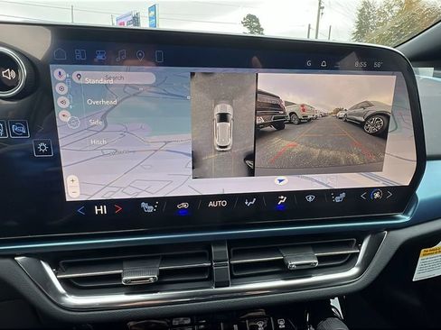 New 2026 Chevrolet Equinox EV LT image 26