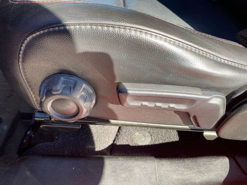 Used 2021 Jeep Wrangler Unlimited Rubicon image 14